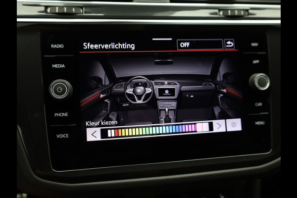 Volkswagen Tiguan 1.5 TSI R-Line Business+ | Panodak | Elk. A-klep | Side Assist | Camera | Black Style | Prijs Rijklaar!!