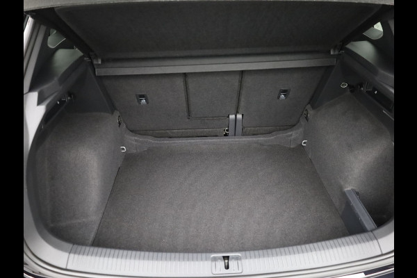 Volkswagen Tiguan 1.5 TSI R-Line Business+ | Panodak | Elk. A-klep | Side Assist | Camera | Black Style | Prijs Rijklaar!!