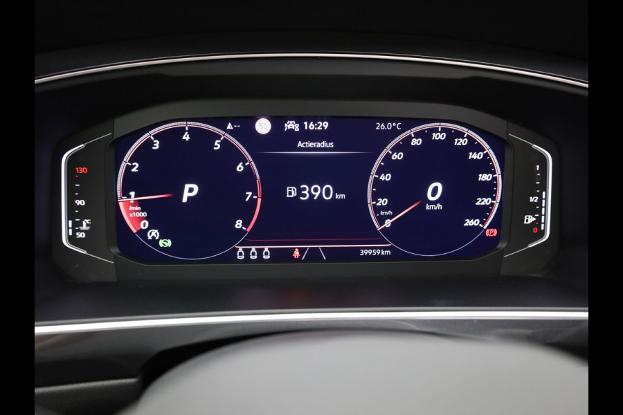 Volkswagen Tiguan 1.5 TSI R-Line Business+ | Panodak | Elk. A-klep | Side Assist | Camera | Black Style | Prijs Rijklaar!!