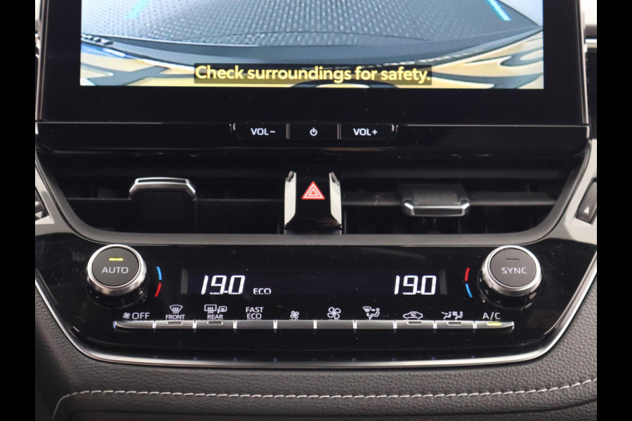 Toyota Corolla Touring Sports Hybrid 140 Active | Apple Carplay & AndroidAUTO | Camera | Privacy Glass |