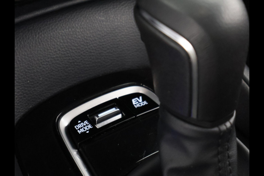 Toyota Corolla Touring Sports Hybrid 140 Active | Apple Carplay & AndroidAUTO | Camera | Privacy Glass |