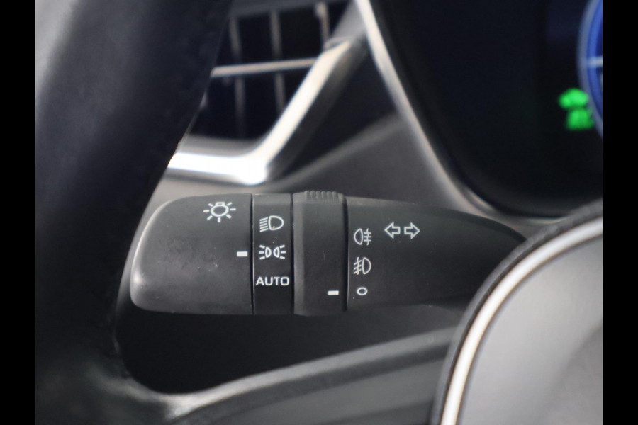 Toyota Corolla Touring Sports Hybrid 140 Active | Apple Carplay & AndroidAUTO | Camera | Privacy Glass |