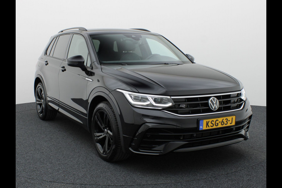 Volkswagen Tiguan 1.5 TSI R-Line Business | Black Style | Head Up | Keyless | IQ Light | Trekhaak wegkl. | Camera | Prijs Rijklaar!!