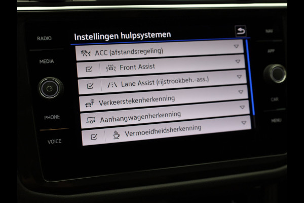 Volkswagen Tiguan 1.5 TSI R-Line Business | Black Style | Head Up | Keyless | IQ Light | Trekhaak wegkl. | Camera | Prijs Rijklaar!!