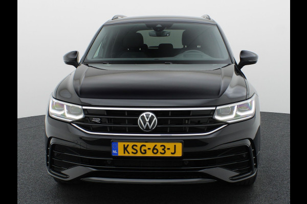 Volkswagen Tiguan 1.5 TSI R-Line Business | Black Style | Head Up | Keyless | IQ Light | Trekhaak wegkl. | Camera | Prijs Rijklaar!!