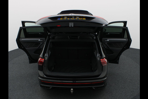 Volkswagen Tiguan 1.5 TSI R-Line Business | Black Style | Head Up | Keyless | IQ Light | Trekhaak wegkl. | Camera | Prijs Rijklaar!!