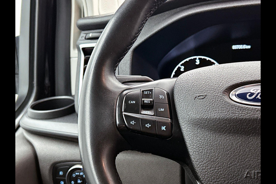 Ford Transit Custom 300 2.0 TDCI L2H1 Limited Dubbele cabine Automaat Navi Airco 2x Schuifdeuren Trekhaak Parkeersensoren Carplay