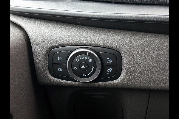 Ford Transit Custom 300 2.0 TDCI L2H1 Limited Dubbele cabine Automaat Navi Airco 2x Schuifdeuren Trekhaak Parkeersensoren Carplay
