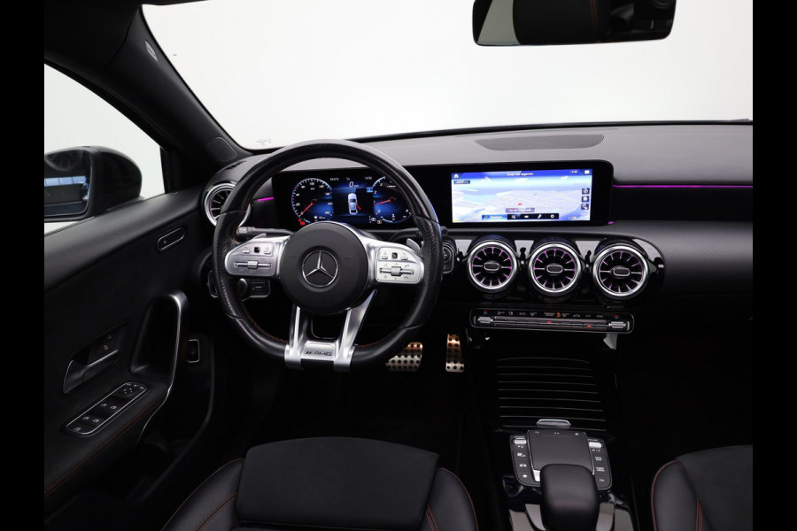 Mercedes-Benz A-Klasse 180 AMG Line | Panodak | Camera | Sfeer | Keyless | Prijs Rijklaar!!