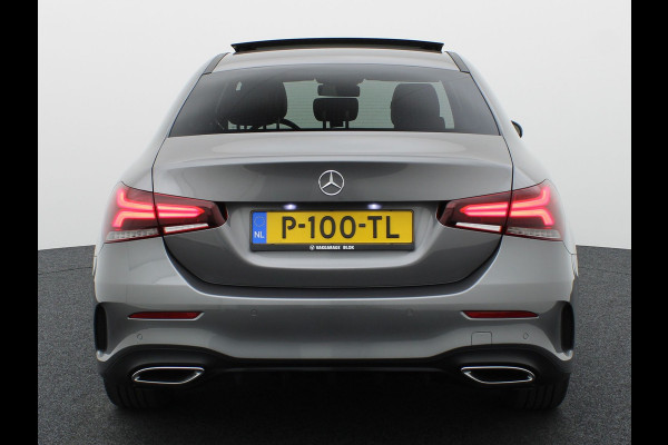 Mercedes-Benz A-Klasse 180 AMG Line | Panodak | Camera | Sfeer | Keyless | Prijs Rijklaar!!