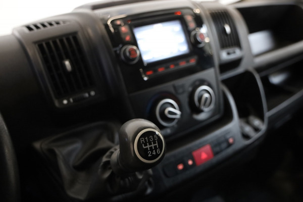 Peugeot Boxer 2.0 BlueHDI L2/H2 Premium 163PK CAMERA PDC CRUISE NAVI AIRCO LEASE A/A €88,- P.M. INRUIL MOGELIJK
