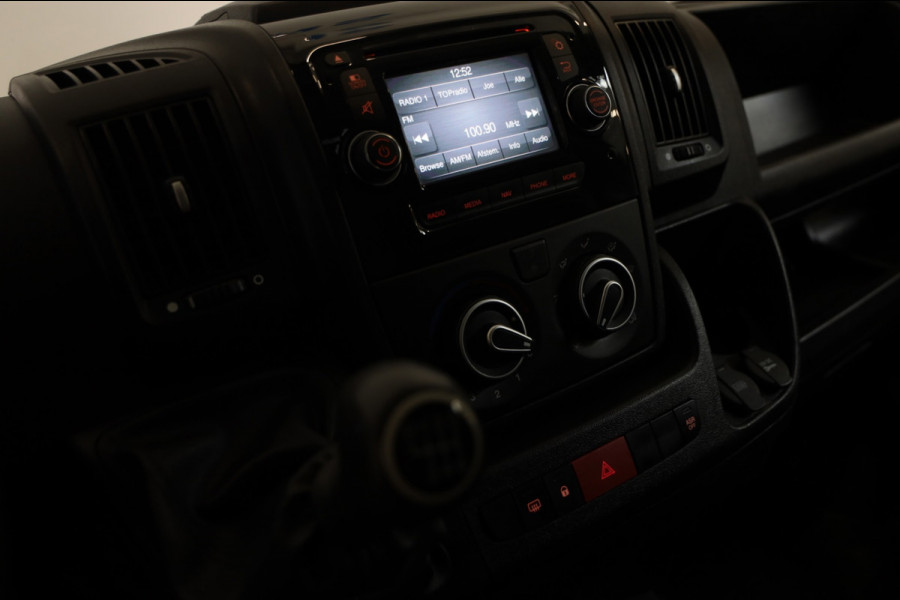 Peugeot Boxer 2.0 BlueHDI L2/H2 Premium 163PK CAMERA PDC CRUISE NAVI AIRCO LEASE A/A €88,- P.M. INRUIL MOGELIJK