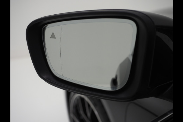 BMW 5 Serie Touring 530e | Leder | Memory | Stoelventilatie | Adaptive Cruise | Camera | Sfeerlicht | Dodehoek