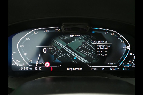 BMW 5 Serie Touring 530e | Leder | Memory | Stoelventilatie | Adaptive Cruise | Camera | Sfeerlicht | Dodehoek