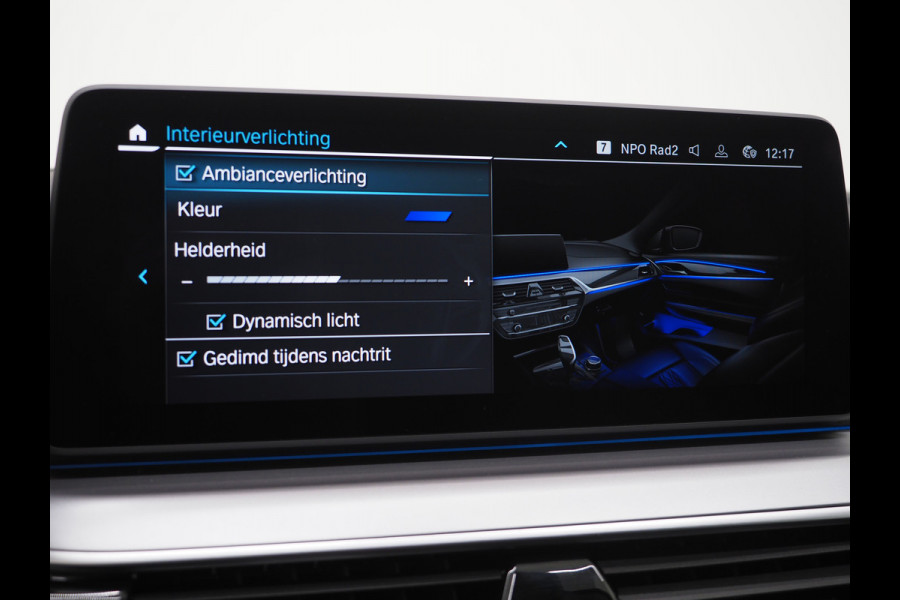 BMW 5 Serie Touring 530e | Leder | Memory | Stoelventilatie | Adaptive Cruise | Camera | Sfeerlicht | Dodehoek