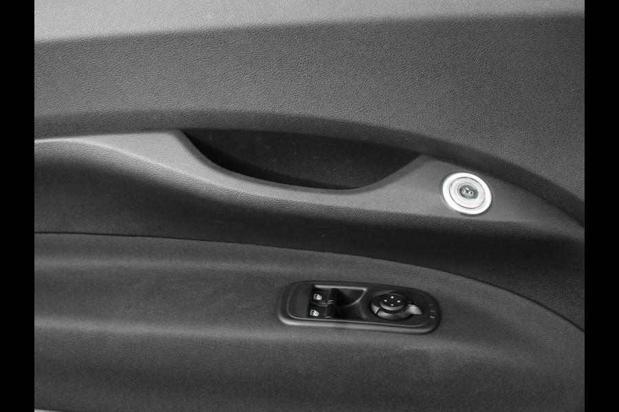 Fiat 500E Urban 42 kWh Airco Climatronic 360 Camera Stoelverwarming Keyless Wireless CarPlay Dodehoek Assistant 85 kW Charger Actieradius 320km WLTP
