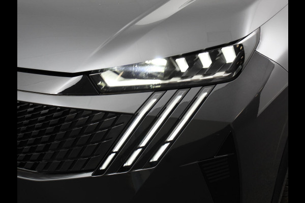 Peugeot E-3008 210 GT-Line Automaat Climate control Adaptieve cruise control 360 camera Keyless Apple Carplay/ Android auto Led Verwarmde voorstoelen Stuurverwarming Parkeersensoren Navigatie Afneembare Trekhaak