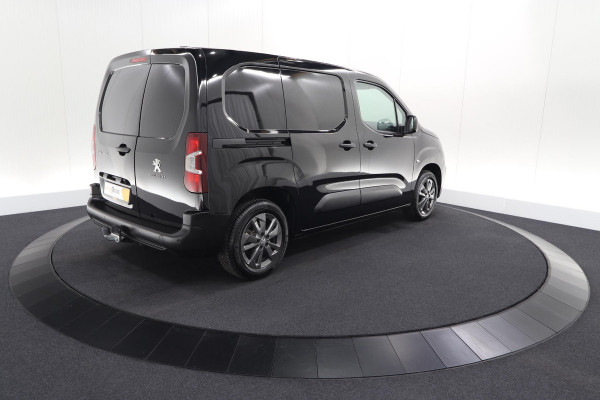 Peugeot Partner 1.5 BlueHDi 130 EAT8 S&S L1 | Houten laadvloer | Trekhaak | Camera | Parkeersensoren | Apple Carplay