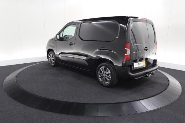 Peugeot Partner 1.5 BlueHDi 130 EAT8 S&S L1 | Houten laadvloer | Trekhaak | Camera | Parkeersensoren | Apple Carplay