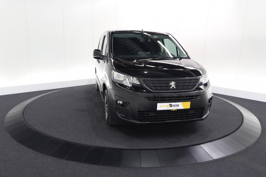Peugeot Partner 1.5 BlueHDi 130 EAT8 S&S L1 | Houten laadvloer | Trekhaak | Camera | Parkeersensoren | Apple Carplay