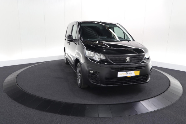 Peugeot Partner 1.5 BlueHDi 130 EAT8 S&S L1 | Houten laadvloer | Trekhaak | Camera | Parkeersensoren | Apple Carplay