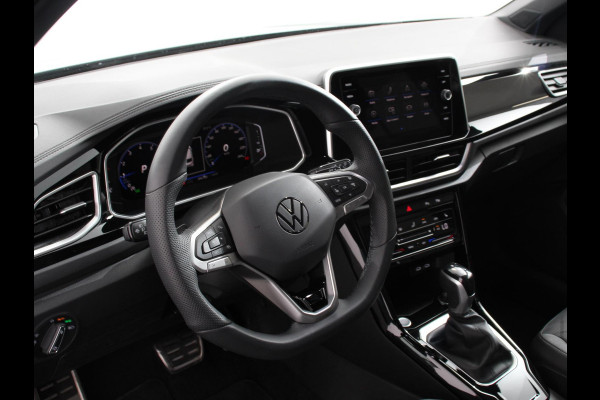 Volkswagen T-Roc 1.5 TSI 150pk Automaat R-Line Edition Navigatie Apple Carplay/Android Auto Camera Climate Control Electrisch te openen achterklep Dab Verwarmbare stoelen