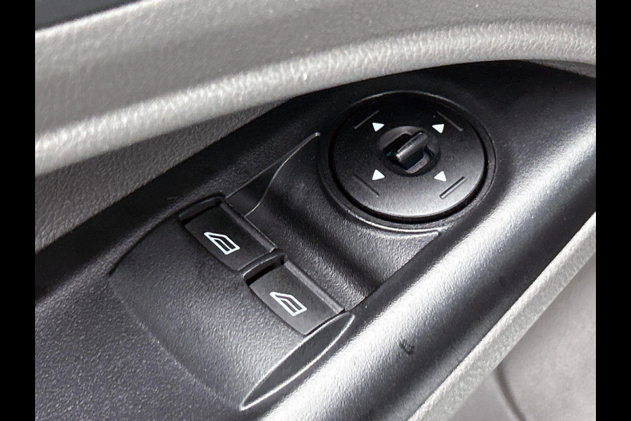 Ford Transit Connect 1.5 EcoBlue Automaat L2 Trend Navigatie Airco Parkeersensoren Cruise Control 3Zits Camera DAB+