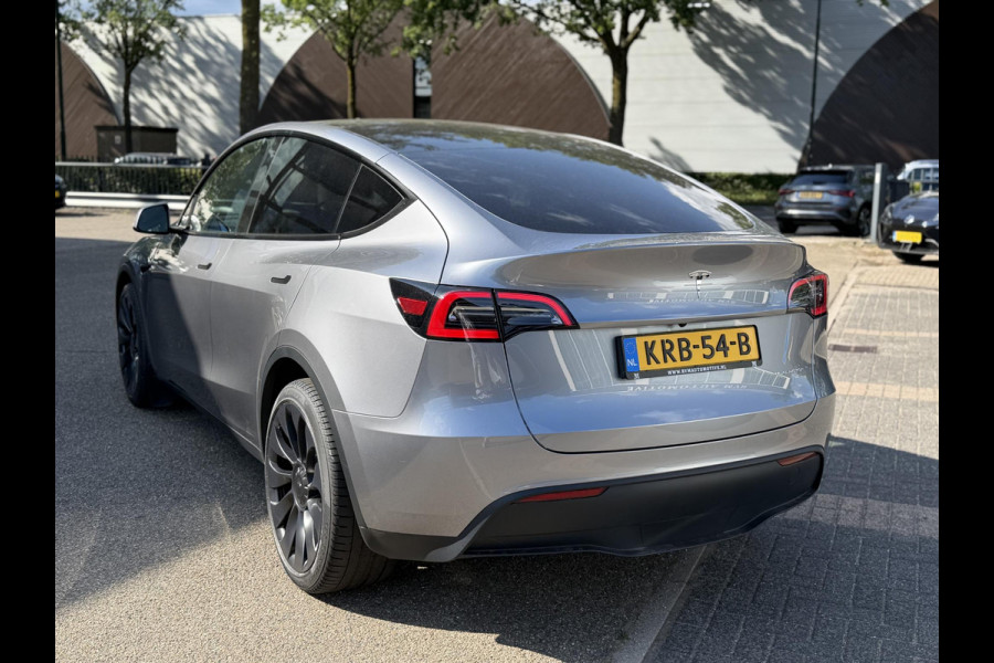 Tesla Model Y Long Range AWD 75 kWh SOH 94%| QUICKSILVER!| TESLA FABRIEKSGARANTIE TOT 04-2028/ 80.000KM | FABRIEKSGARANTIE OP ACCU & AANDRIJFLIJN TOT 2032 OF 192.000 KM | BTW VERREKENBAAR