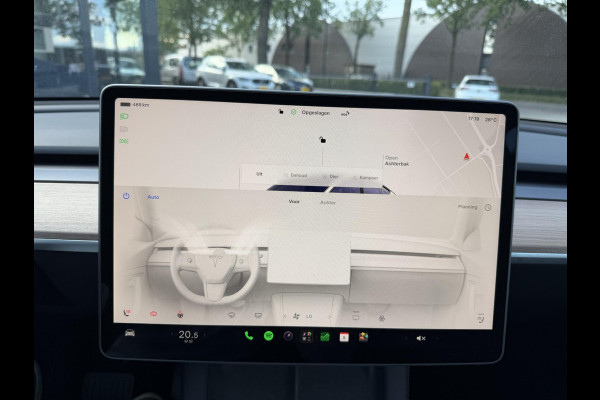 Tesla Model Y Long Range AWD 75 kWh SOH 94%| QUICKSILVER!| TESLA FABRIEKSGARANTIE TOT 04-2028/ 80.000KM | FABRIEKSGARANTIE OP ACCU & AANDRIJFLIJN TOT 2032 OF 192.000 KM | BTW VERREKENBAAR
