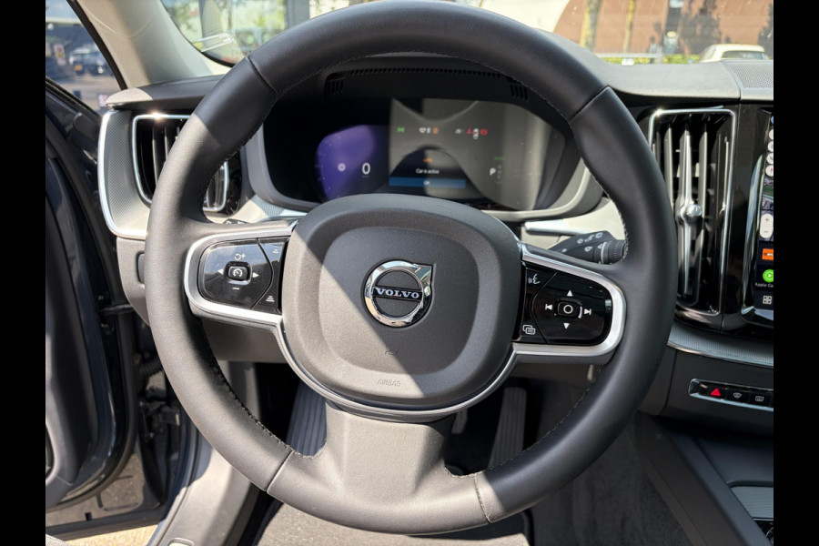Volvo XC60 Plug-In Hybrid AWD T6 Plus Dark recharge ADAPT. CRUISE CONTROL | TREKHAAK | STUUR & STOEL VERWARMING | PANORAMA DAK | 360 GRADEN CAMERA | ELEK. STOELEN MET GEHEUGEN | HARMAN/KARDON AUDIO