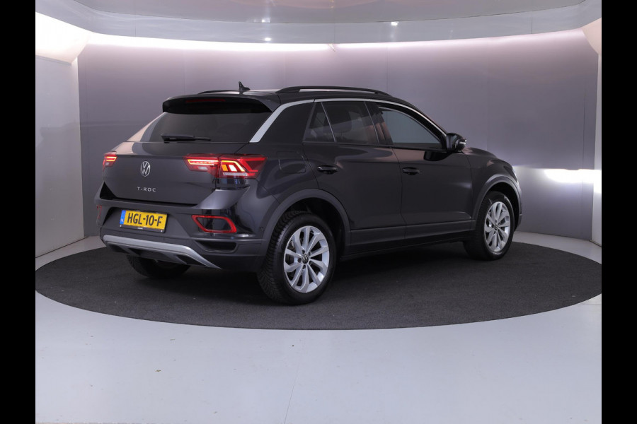 Volkswagen T-Roc 1.5 TSI Life Edition | Private lease vanaf €590 |150 pk Automaat (DSG) | Verlengde garantie | Navigatie via App | Parkeersensoren (Park assist) | Achteruitrijcamera | Full LED koplampen | Keyless |