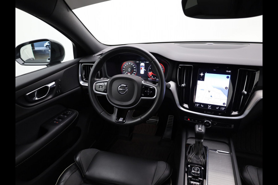 Volvo S60 2.0 T4 R-Design | Camera | Memory | BLIS | 19'' | Prijs Rijklaar!!