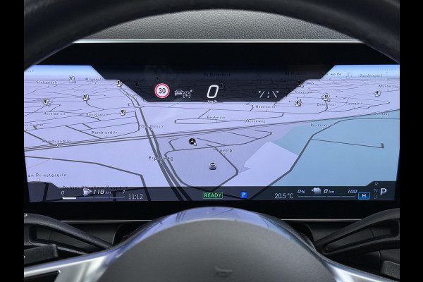 Mercedes-Benz GLC 300e 4Matic // Trekhaak // Panoramadak // 360 Camera // Distronic // GRATIS Winterbandenset // Carplay