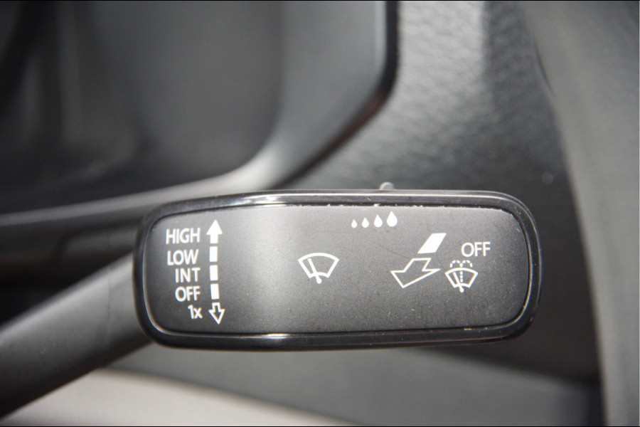 Volkswagen Crafter 35 2.0 TDI L3H3(L2H2) 3-ZITS, 177PK AUT. LED, CAMERA, NAVI, CRUISE, AIRCO, GEVEERDE ERGO COMFORT STOEL