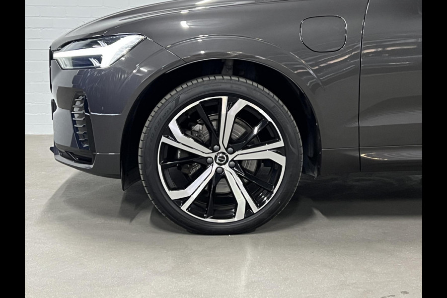 Volvo XC60 T6 AWD Recharge Plus Dark Adaptive cruise | Open dak | Stuur-/Stoelverwarming | Harman & Kardon | Camera | Google | 21" wielen