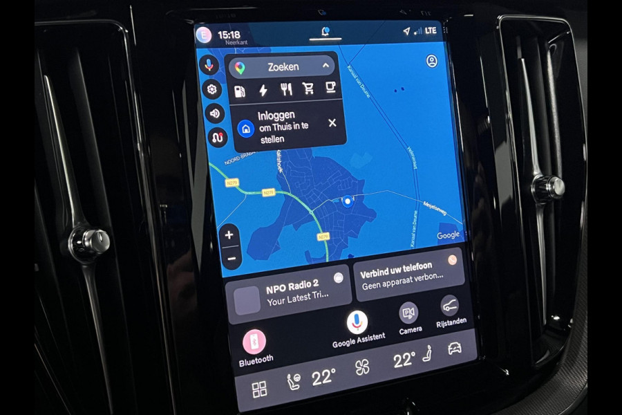 Volvo XC60 T6 AWD Recharge Plus Dark Adaptive cruise | Open dak | Stuur-/Stoelverwarming | Harman & Kardon | Camera | Google | 21" wielen