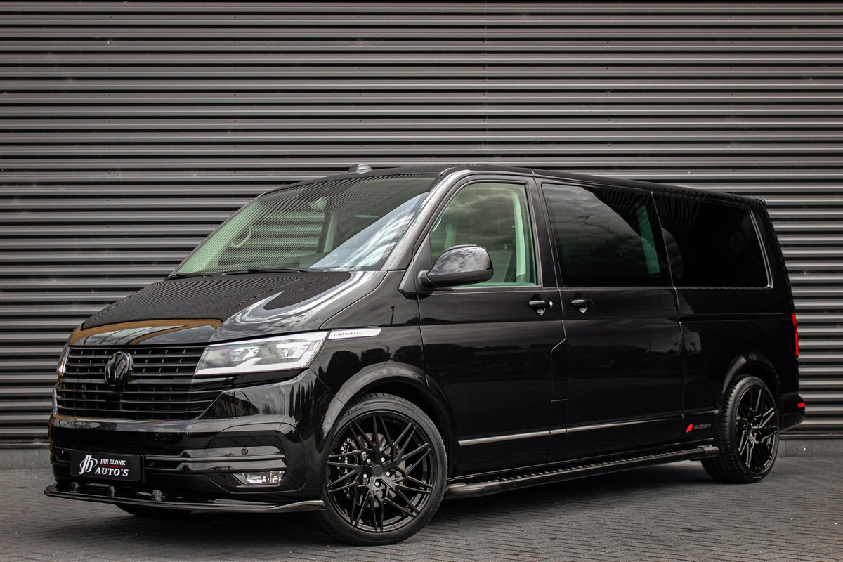 Volkswagen Transporter 2.0 TDI L2H1 CARAVELLE 204PK DC DUBBEL CABINE / ELEK.SCHUIF / FULL OPTIONS / LEDER / FULL BLACK / APPLE CAR