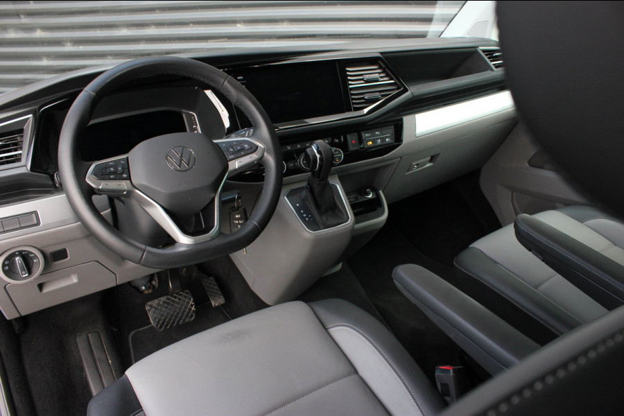 Volkswagen Transporter 2.0 TDI L2H1 CARAVELLE 204PK DC DUBBEL CABINE / ELEK.SCHUIF / FULL OPTIONS / LEDER / FULL BLACK / APPLE CAR