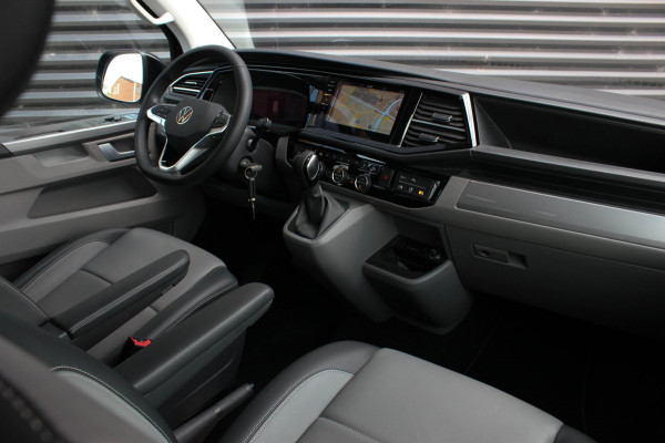Volkswagen Transporter 2.0 TDI L2H1 CARAVELLE 204PK DC DUBBEL CABINE / ELEK.SCHUIF / FULL OPTIONS / LEDER / FULL BLACK / APPLE CAR