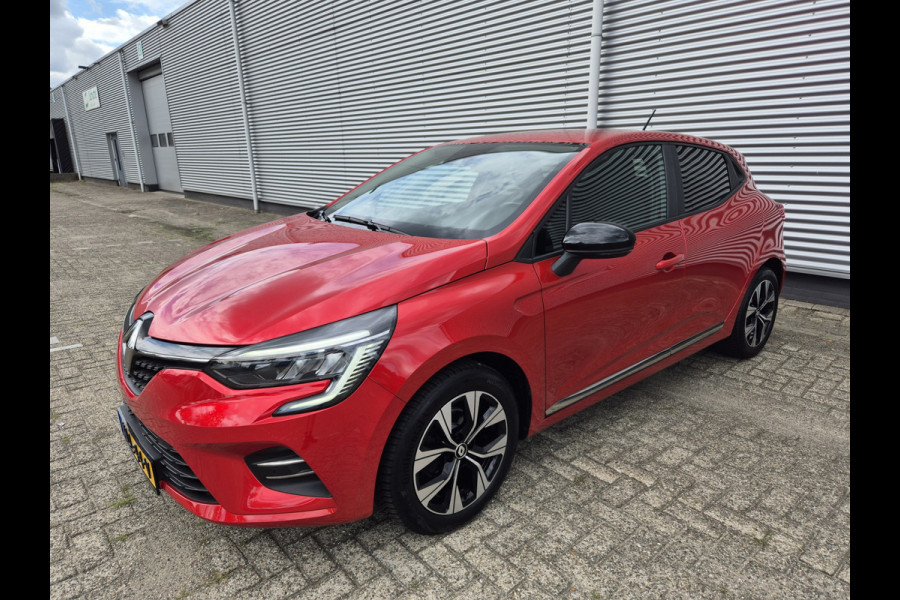 Renault Clio 1.0 TCe 90 Automaat Techno,stoel/stuurverwarming,trekhaak,Navigatie,Carplay,Camera,parkcontrol,