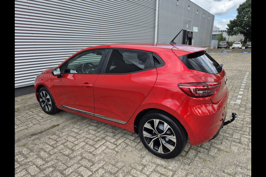 Renault Clio 1.0 TCe 90 Automaat Techno,stoel/stuurverwarming,trekhaak,Navigatie,Carplay,Camera,parkcontrol,