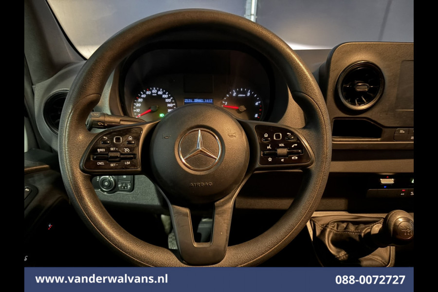 Mercedes-Benz Sprinter 314 CDI 143pk L2H2 Euro6 Airco | Camera | Imperiaal | Trekhaak | Apple Carplay | Cruisecontrol Android Auto, Stoelverwarming, Parkeersensoren, Bijrijdersbank