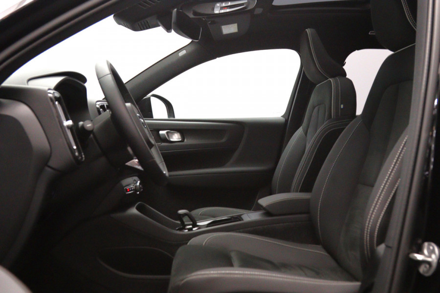 Volvo XC40 Recharge Twin Ultimate 82 kWh 408 PK, Panoramadak, Harman/Kardon, 360 Camera, 4X Stoelverwarming