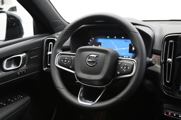 Volvo XC40 Recharge Twin Ultimate 82 kWh 408 PK, Panoramadak, Harman/Kardon, 360 Camera, 4X Stoelverwarming