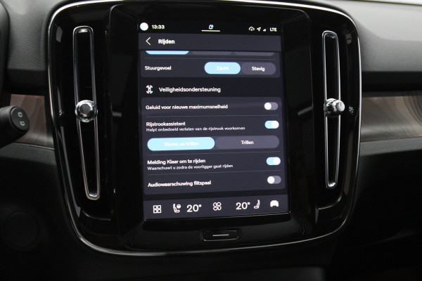 Volvo XC40 Recharge Twin Ultimate 82 kWh 408 PK, Panoramadak, Harman/Kardon, 360 Camera, 4X Stoelverwarming
