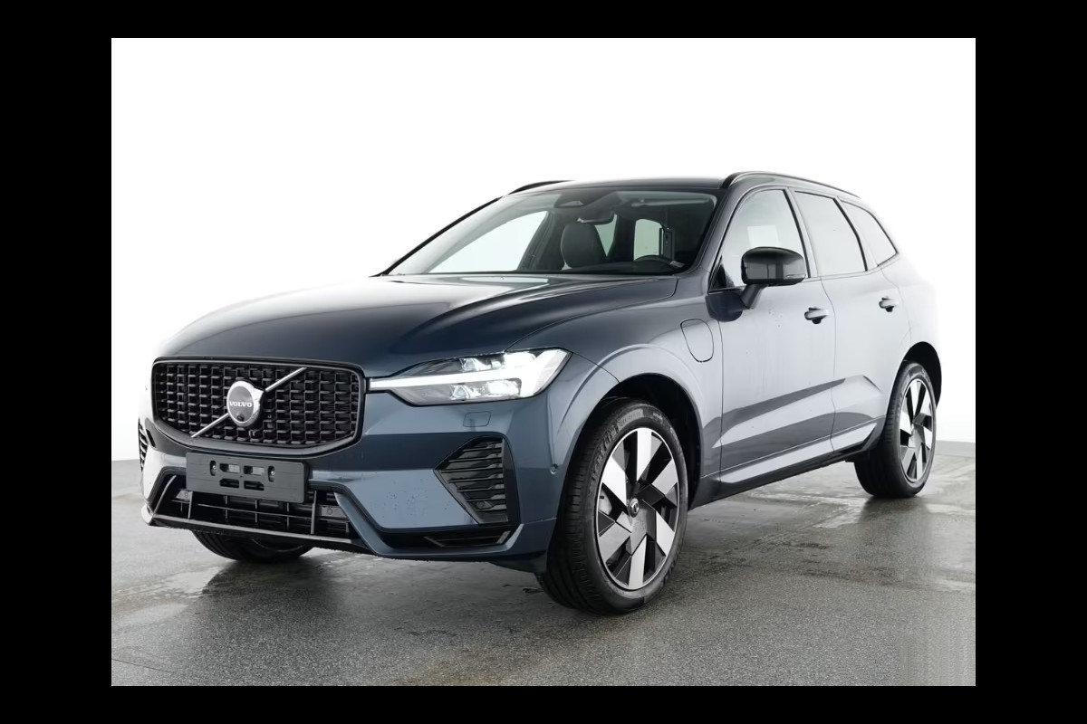 Volvo XC60 2.0 T8 Plug-in hybrid AWD Plus Dark (335kW/455PK) ** PANO, TREKH, ACC, HuD, 20-inch LMV ** 1e EIG - UNFALLFREI ** ** INFORMEER OOK NAAR ONZE AANTREKKELIJKE FINANCIAL-LEASE TARIEVEN **