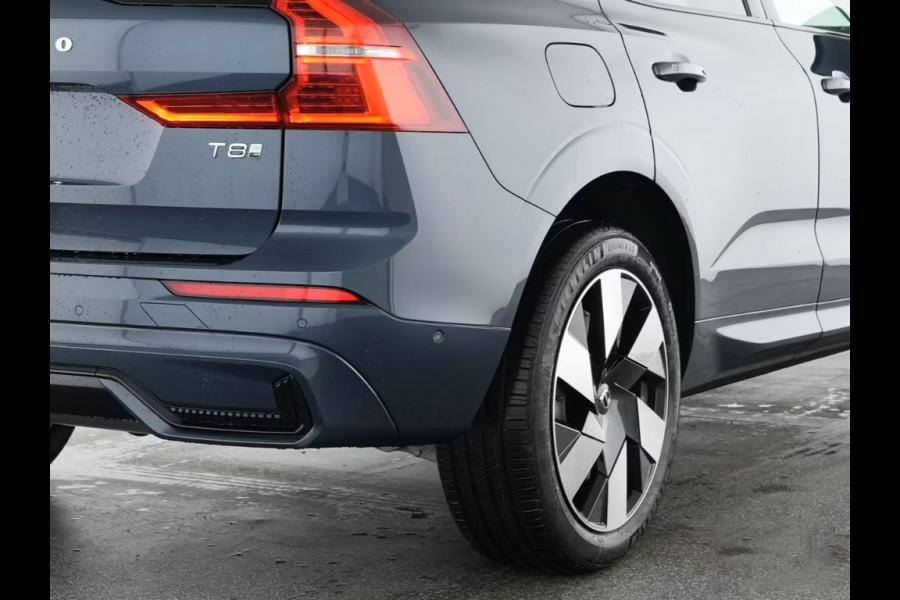 Volvo XC60 2.0 T8 Plug-in hybrid AWD Plus Dark (335kW/455PK) ** PANO, TREKH, ACC, HuD, 20-inch LMV ** 1e EIG - UNFALLFREI ** ** INFORMEER OOK NAAR ONZE AANTREKKELIJKE FINANCIAL-LEASE TARIEVEN **