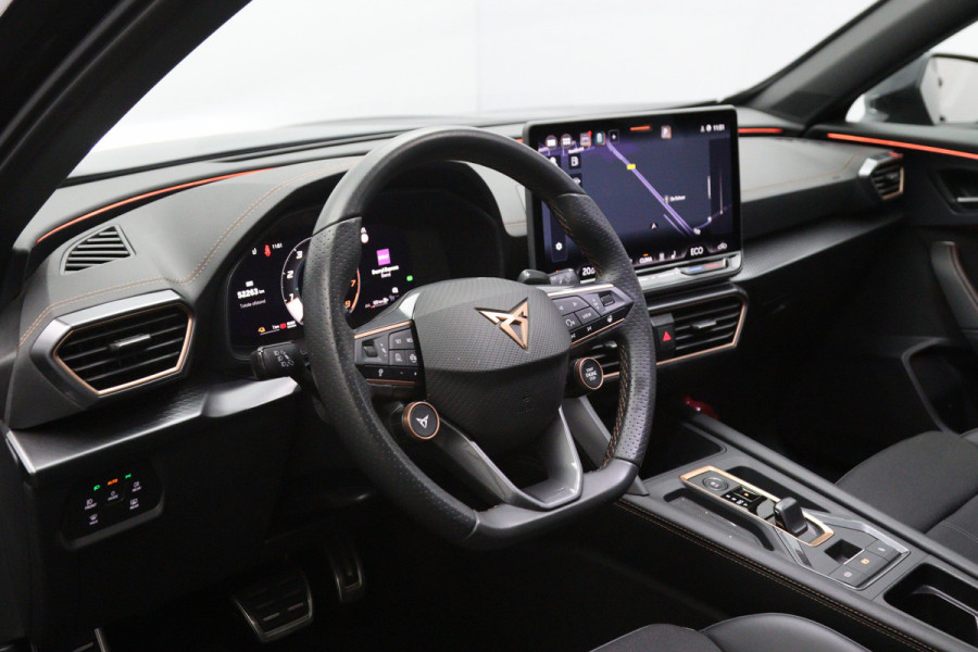 CUPRA Formentor 1.5 TSI e-Hybrid 204 PK Business PHEV, Stuur-Startknop, Keyless, 360 Camera, Adap. Cruise Control, Winterpakket