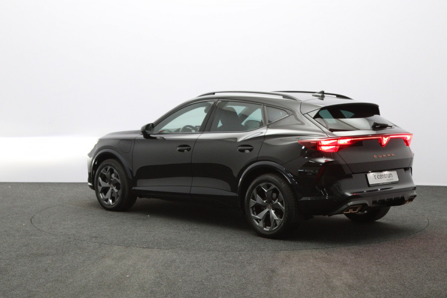CUPRA Formentor 1.5 TSI e-Hybrid 204 PK Business PHEV, Stuur-Startknop, Keyless, 360 Camera, Adap. Cruise Control, Winterpakket