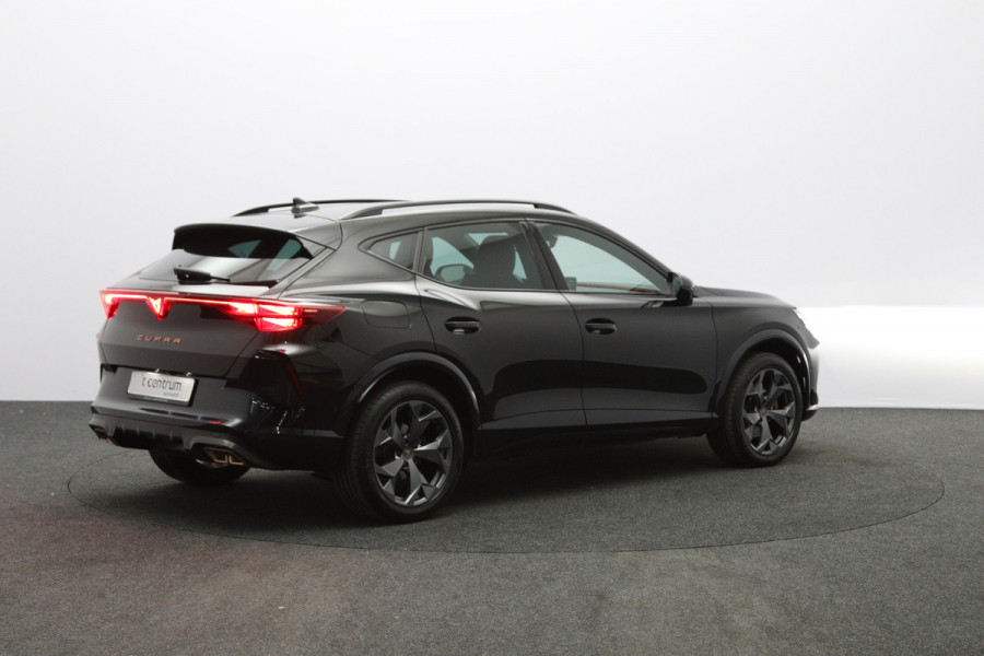 CUPRA Formentor 1.5 TSI e-Hybrid 204 PK Business PHEV, Stuur-Startknop, Keyless, 360 Camera, Adap. Cruise Control, Winterpakket